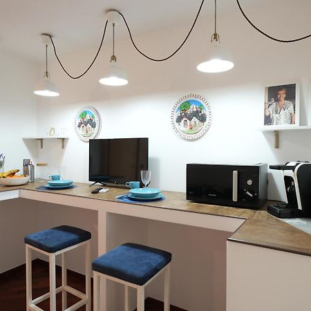 Due Passi Dal Borgo Antico Apartment Bari Bagian luar foto
