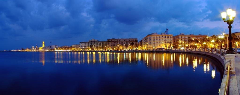 Due Passi Dal Borgo Antico Apartment Bari Ruang foto