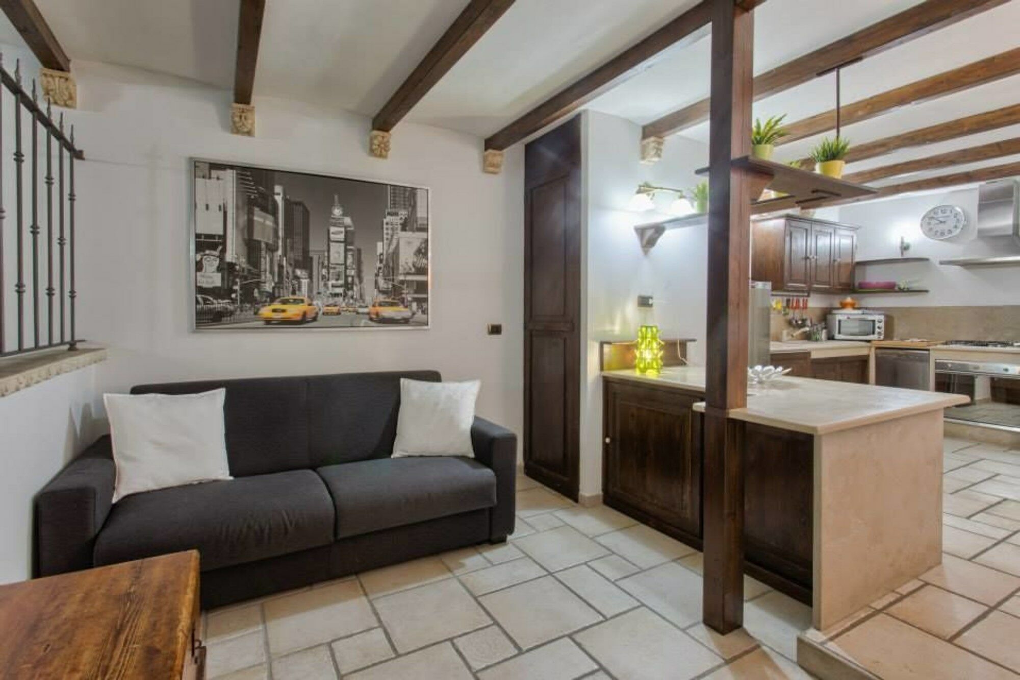 Due Passi Dal Borgo Antico Apartment Bari Bagian luar foto